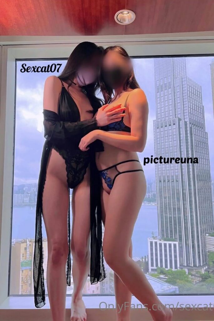 11075816726-684x1024-1