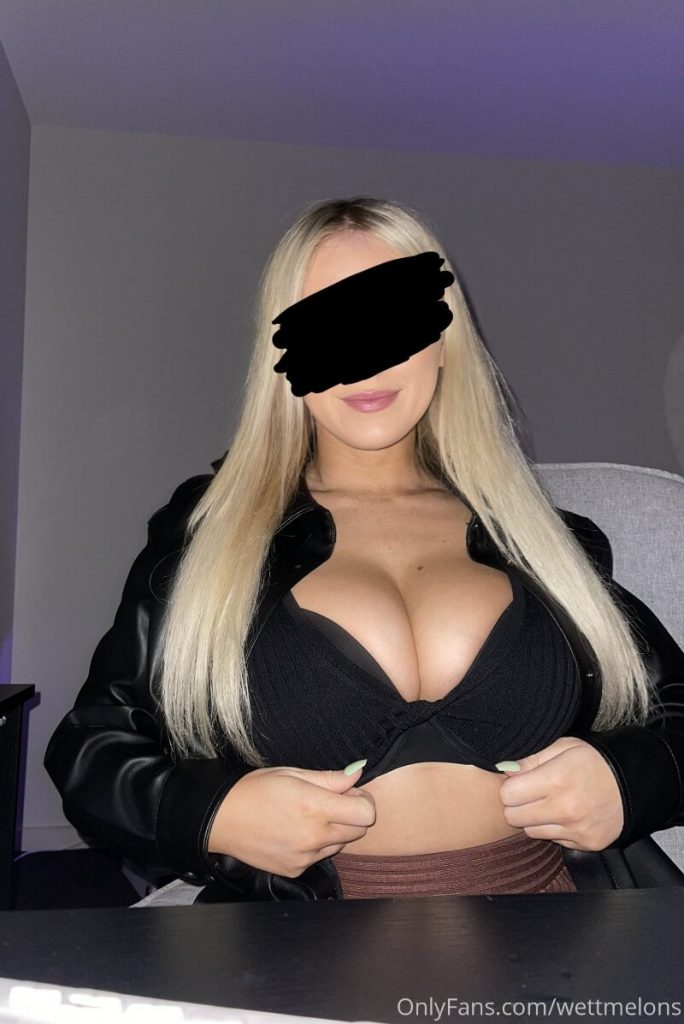 15023300774-684x1024-1
