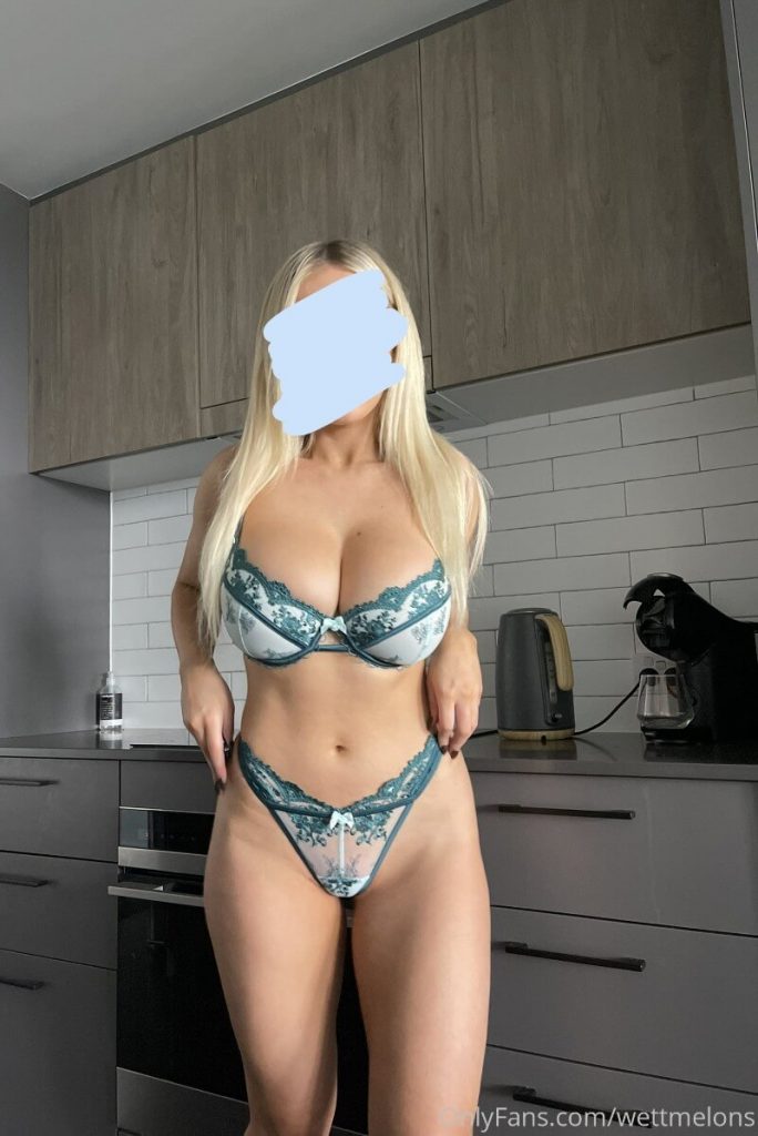15023306181-684x1024-1