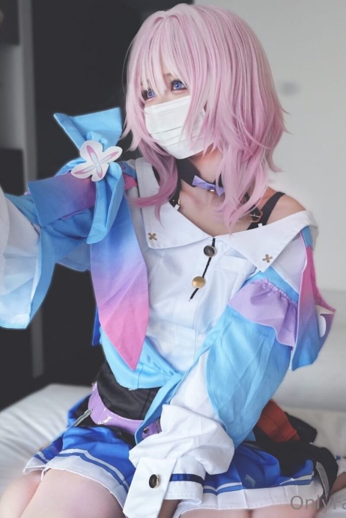 17045013360-684x1024-1
