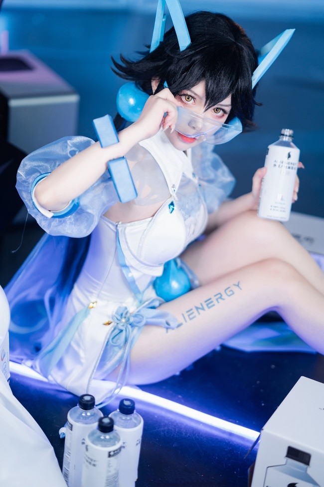 09